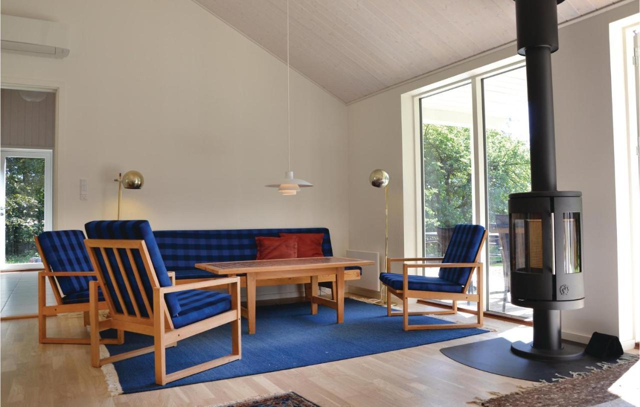 Amazing Home In Tikob With Kitchen Exteriör bild
